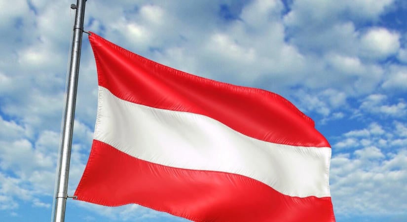 Hazazavartak négy orosz diplomatát Magyarország szomszédjából