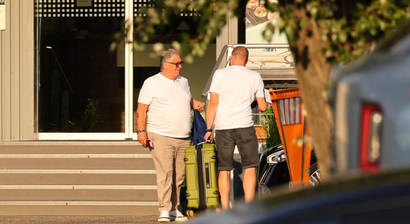 Szíjj László repked a legdrágább NER-jettel, ezúttal Mauritiuson járt