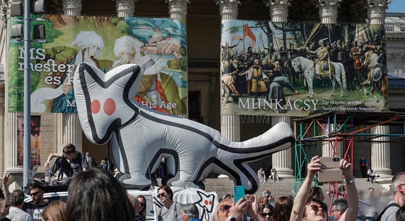 Kifulladt a Kétfarkú Kutya Párt pénzgyűjtése: százmilliókkal tartoznak még mindig, lecsaphat a NAV hamarosan
