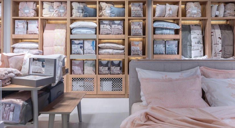 Megnyílt a Yatas Bedding új bemutatóterme Óbudán
