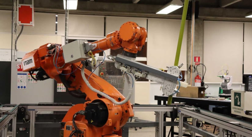 Már ötmillió robot dolgozik a világ gyáraiban