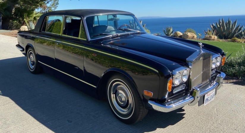 Tesla-villanymotort kapott Johnny Cash fenséges Rolls-Royce-a