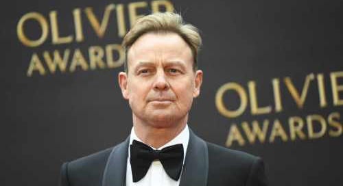Jason Donovan Budapestre jön!