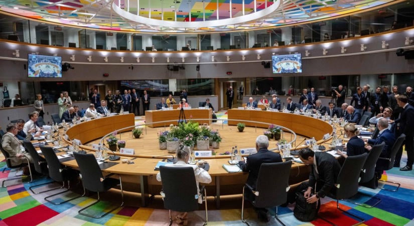 Magyar és Zelenszkij első hivatalos találkozója lehet a legnagyobb áttörés a ma kezdődő EU-csúcson