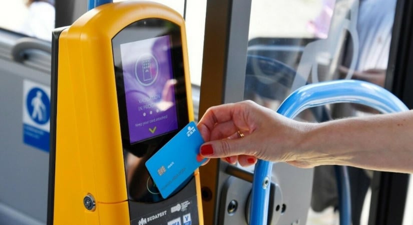 Újdonság a 200E repülőtéri buszon: így lehet mostantól jegyet venni