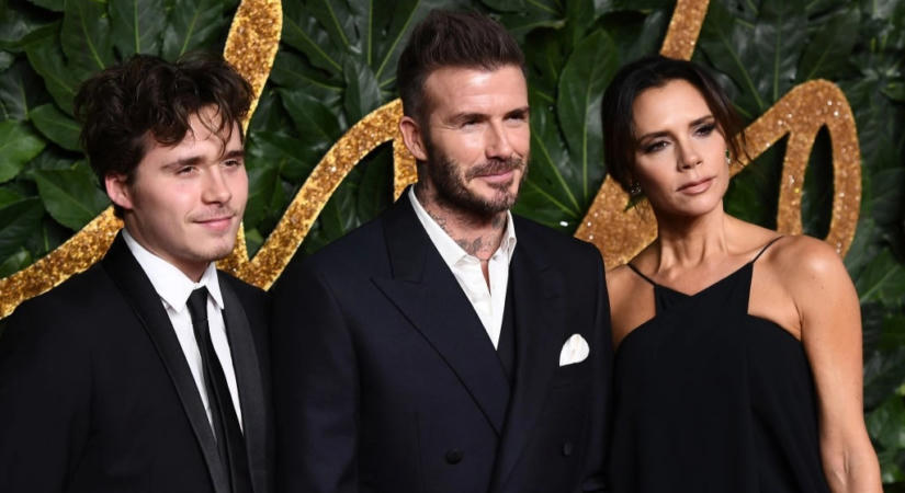 Újabb jel a Beckham család viszályáról: Brooklyn Elton Johnékkal mutatkozott