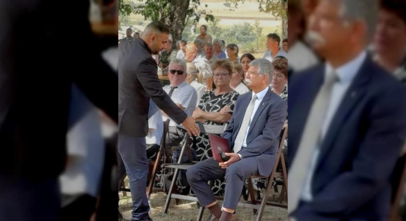 Kövér László elutasította a kézfogást Kőszegi Krisztiánnal egy bátai rendezvényen