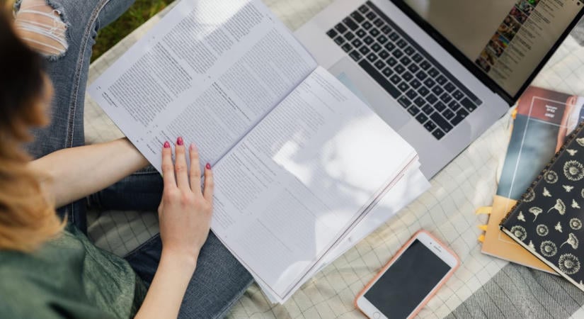 Minden diák tanulhat a mesterséges intelligenciáról a kolozsvári egyetemen
