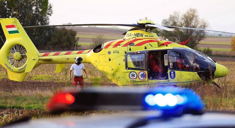 Baleset miatt teljes útzár a 41-es főúton! Két embert feszítővágóval szabadítottak ki