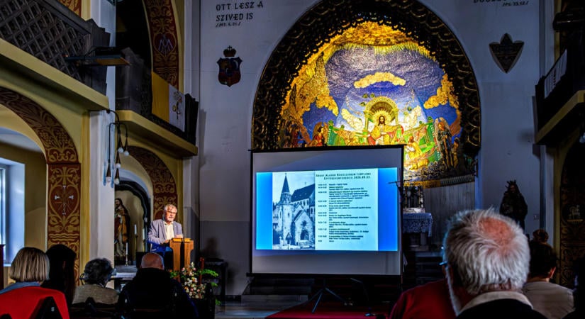 Árkay Aladár – Rákócziánum kápolna 100