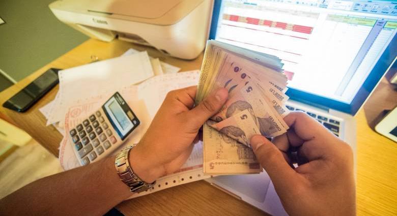 Több hónapnyi elmaradása van az egészségbiztosítási pénztárnak a cégek irányába