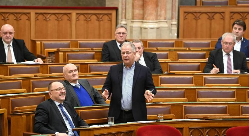 Sürgetni kezdte az Egyesült Államok Magyarországot