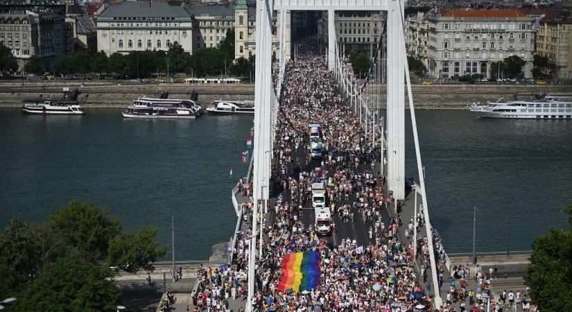 Idén is hatalmas tömeg vonult a Budapest Pride-on
