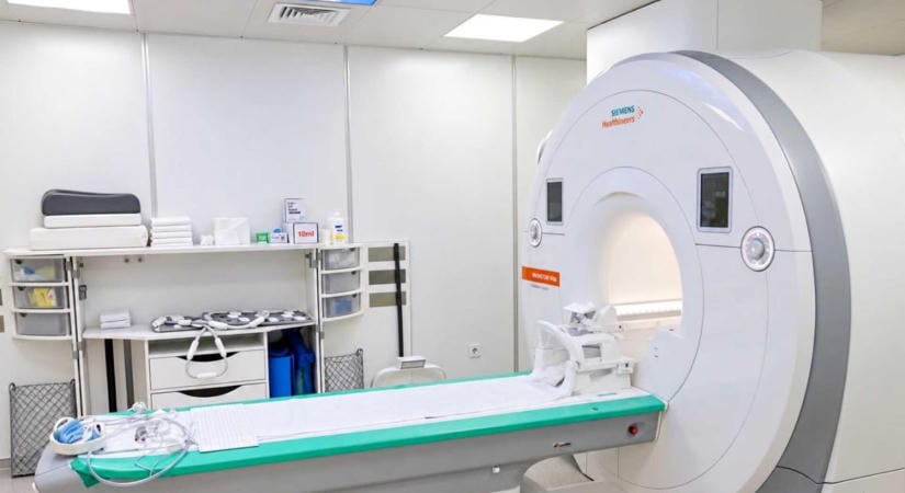 Közel 1,7 milliárdos fejlesztés - Új CT- és MR-berendezésekkel bővült a szombathelyi kórház képalkotó diagnosztikája