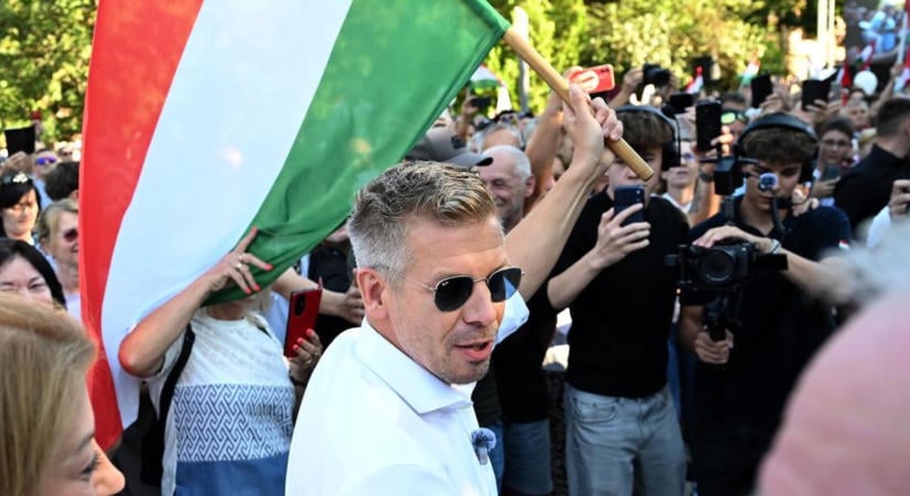 Az autópályák átvételéről és a megyékről is beszélt Magyar Péter országjárásának mai állomásán