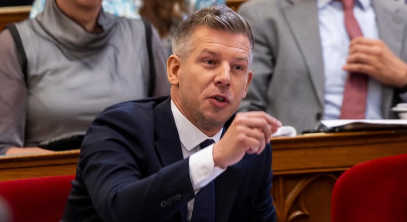 Rendkívüli bejelentés: Hétfőn dönthet a parlament Hankó, Seszták és Magyar Péter mentelmi jogáról