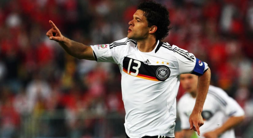 Ma 50 éves a korábbi kiváló német középpályás, Michael Ballack
