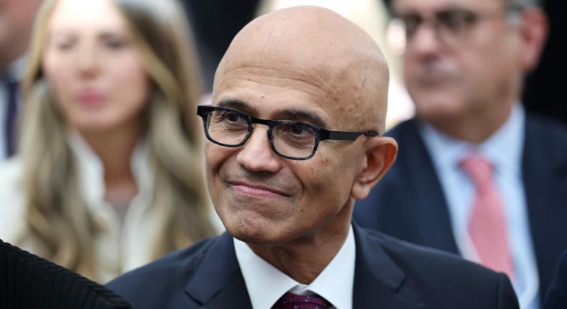 Már a Microsoft vezérigazgatója is arról ír, hogy kordában kell tartanunk a mesterséges intelligenciát