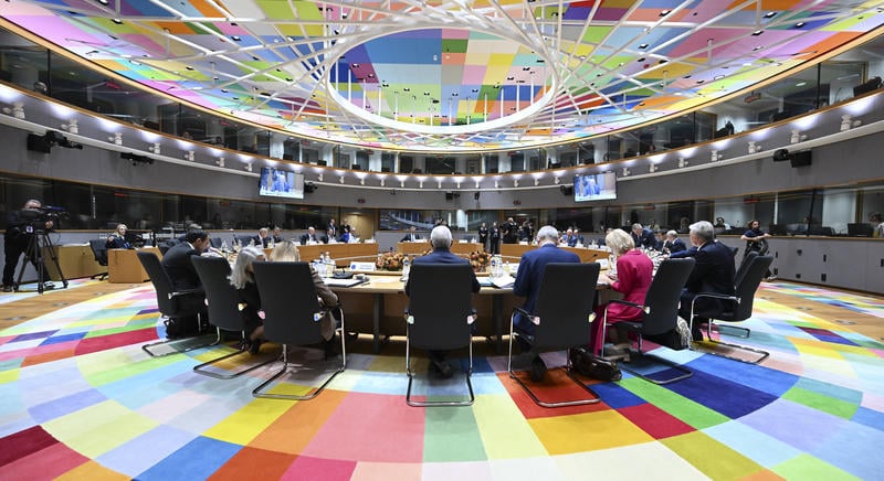 EU-csúcs: összecsapnak a fukarok a „kohézió barátaival”