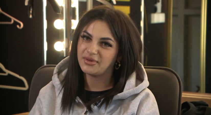 Kétszer esett ki az X-Faktorban, most újra visszatér – szerelme, Fehér Krisztián izgul érte
