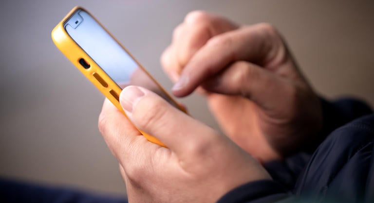 Akár 140 százalékkal is megemelhetik az internet díját, és ez teljesen legális – megszólalt az NMHH