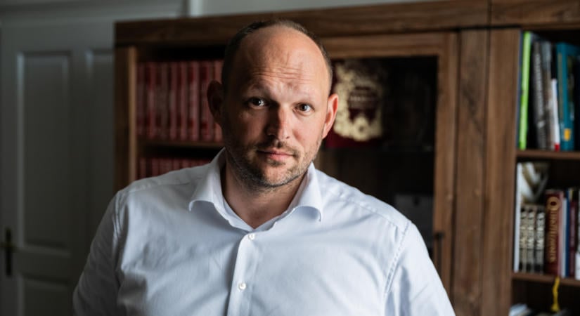 Hernádi Ádám megszólalt az esztergomi uszoda-botrányról: „Nem a felelősöket kell keresni”
