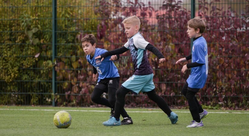 Az ovisoktól a felnőttekig mindenkit megmozgat az UEFA Grassroots Hét