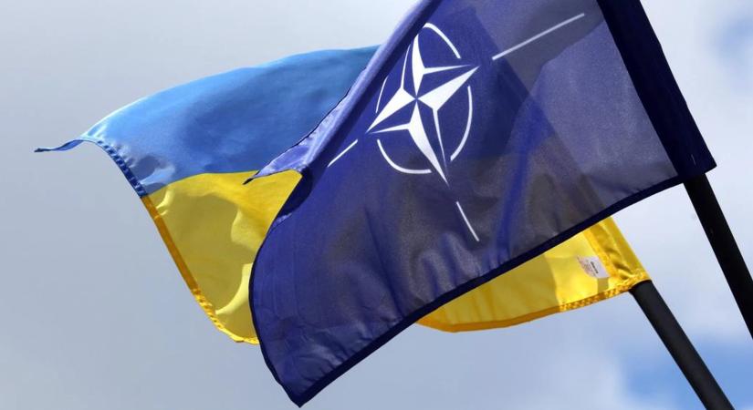 A NATO vezetői 140 milliárd eurós katonai támogatásról állapodtak meg Ukrajnának az ankarai csúcstalálkozón
