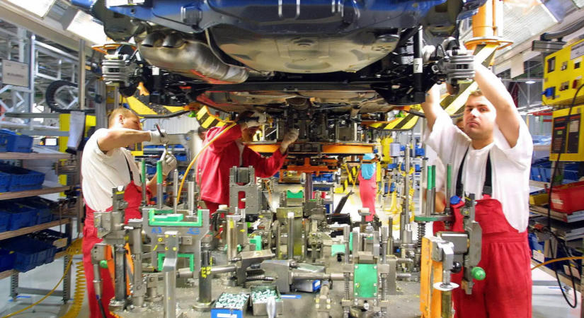 Az Audi, a BMW és a Siemens is nyomást gyakorol a Merz-kormányra