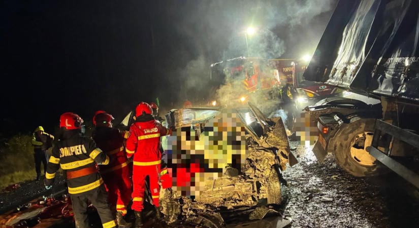 Halálos baleset Szászkézdnél: teherautóval ütközött és kigyulladt egy autó (VIDEÓ)