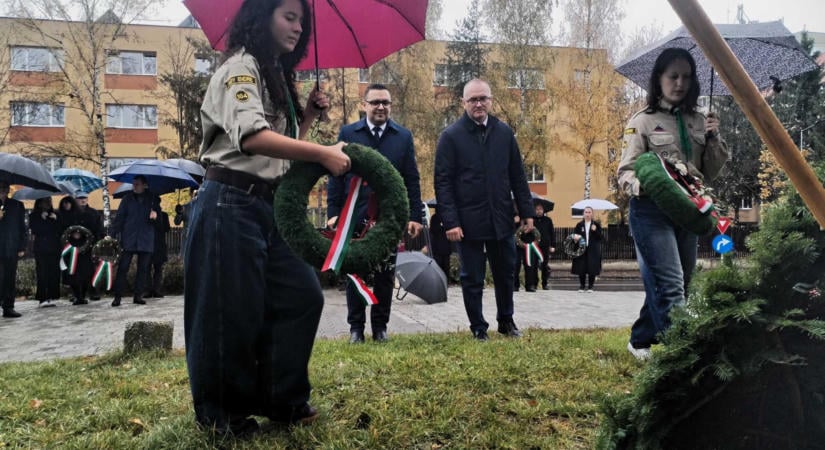 A szabadságért hozott áldozatokra emlékeztek Csíkszeredában