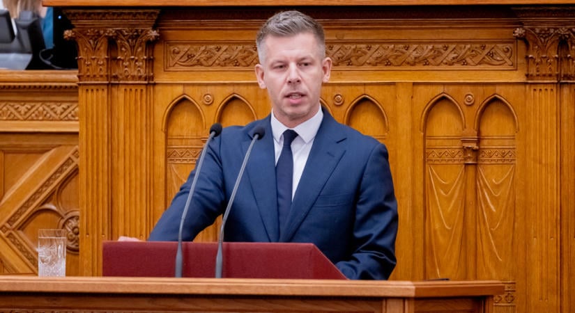 Magyar Péter bejelentette, hogy a Tisztítőtűz-műveletben hétfőn megkezdődik a „partraszállás”