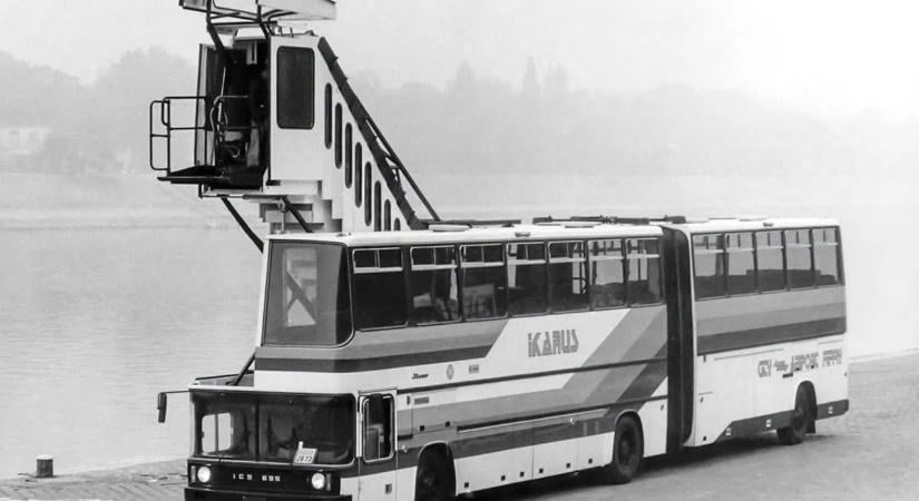Ikarus buszokkal telik meg a hétvégén az Aeropark