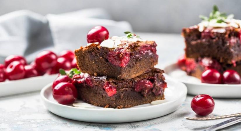 10 isteni cseresznyés recept: leves, szirup és süti is készülhet belőle