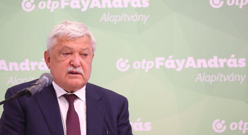 Csányi Sándor a Nagy-Magyarország jelképéről egyeztetett az UEFA-val: "Ha már a szurkolók ennyire ragaszkodnak hozzá, és szerintem se annyira túlzóak ezeknek a jelképnek a használa