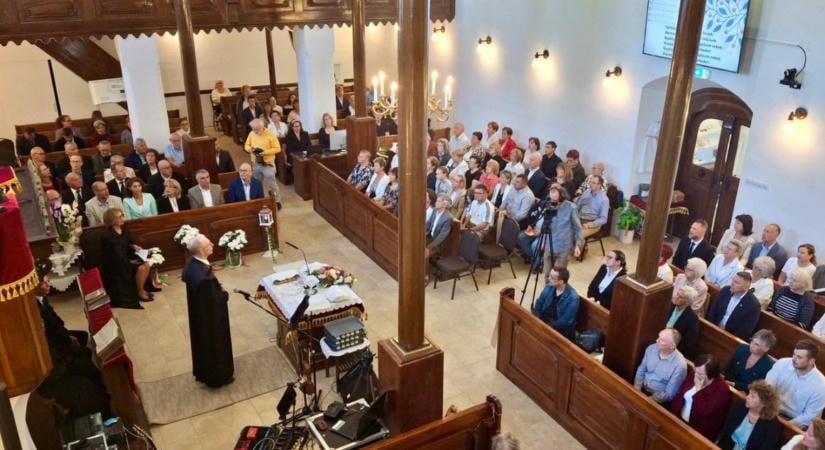 450 éves a paksi református gyülekezet