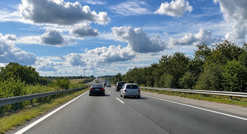 M6-os autópálya: 44 milliárdos szerződést írtak alá, 105 milliárdot spórol az állam