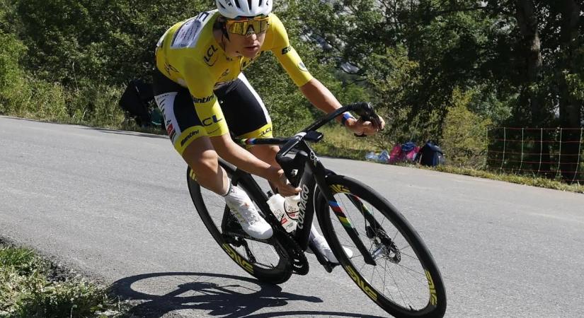 Tadej Pogacar az Alpe d’Huezen aratta idei ötödik szakaszgyőzelmét a Tour de France-on