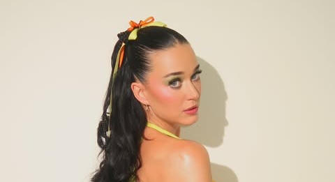 "Zokogtam" - Katy Perry elmesélte, hogyan kezelte, hogy a turnéja közepén ért véget a kapcsolata