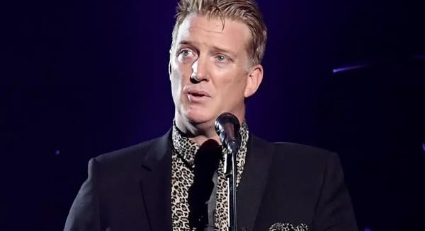 Josh Homme-t mindig is zavarta a spontán szereplési vágy