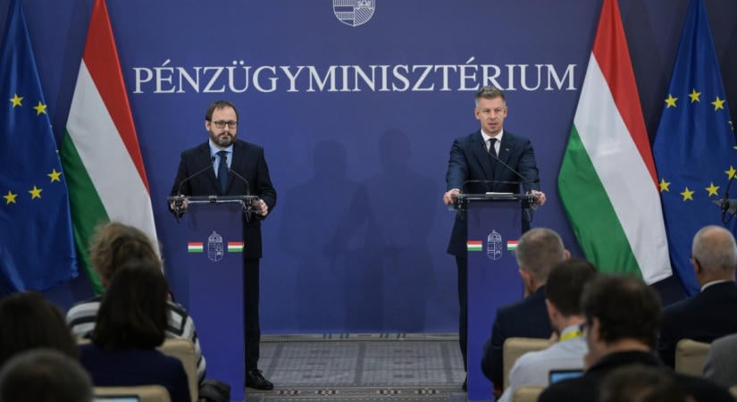 Szakértő: a 2027-es költségvetés jó lépés az eurózóna felé, de a forintárfolyam nélkül is tudni kell alkalmazkodni