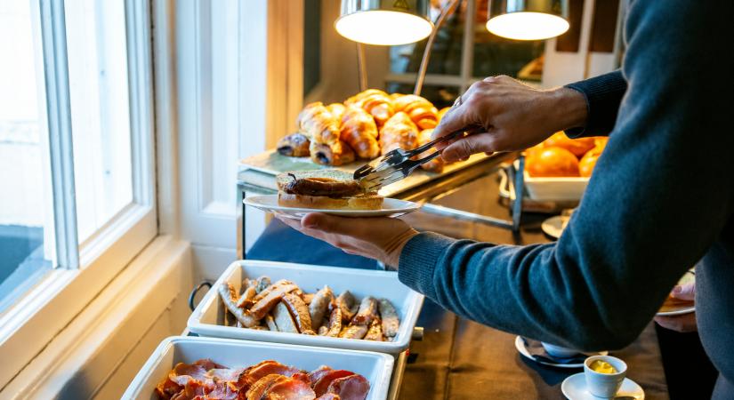 Így csapják be a vendégeket az all you can eat éttermek – a gasztroszakértő lerántja a leplet
