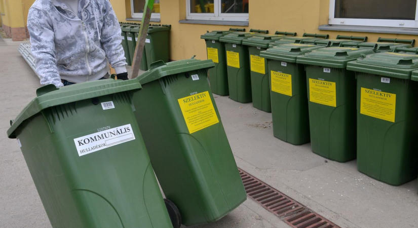 Lopják a szemétszállítási matricát a Balatonnál, az üdülőtulajdonosok kieszeltek már néhány praktikát