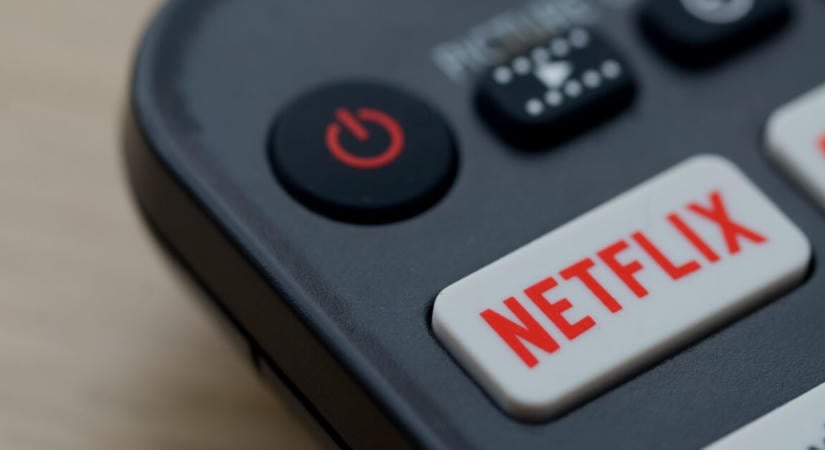 Folytatódik a Netflix világhírű kémthrillere, jön az új évad