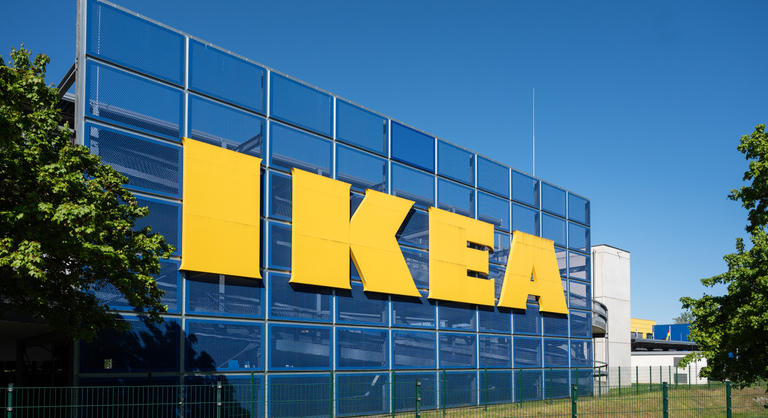 A sztrájkhullámot követően lépett az IKEA, egyszeri kompenzációval zárnák le a bérvitát
