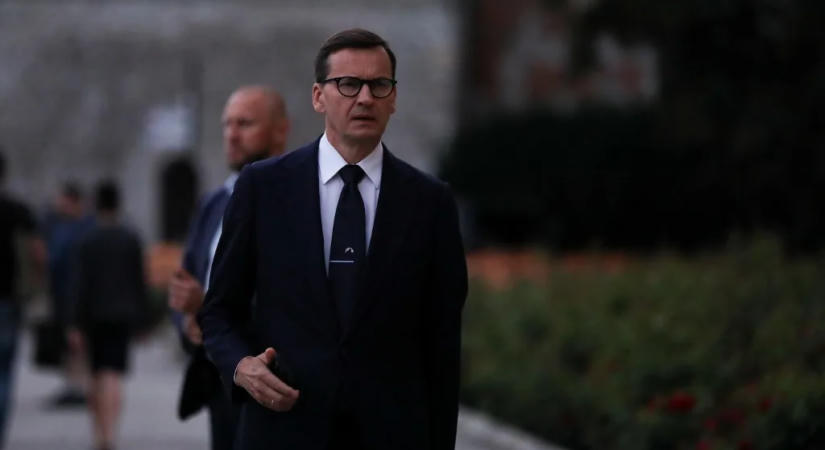 Szakadási ponthoz ért a PiS, Morawiecki új jobboldali pólust építhet Lengyelországban