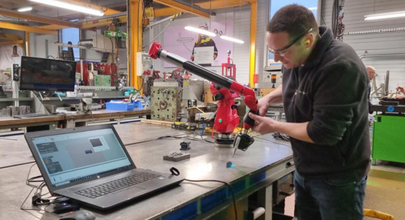 3D-szkenneléssel rekonstruálják a CAD-modellek nélküli szerszámokat a Schneider Electric francia üzemében