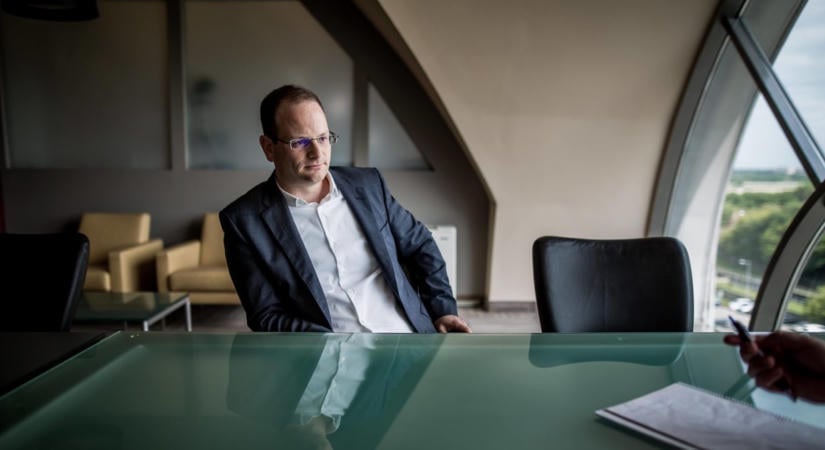 Reagált a cége Jellinek Dániel letartóztatására
