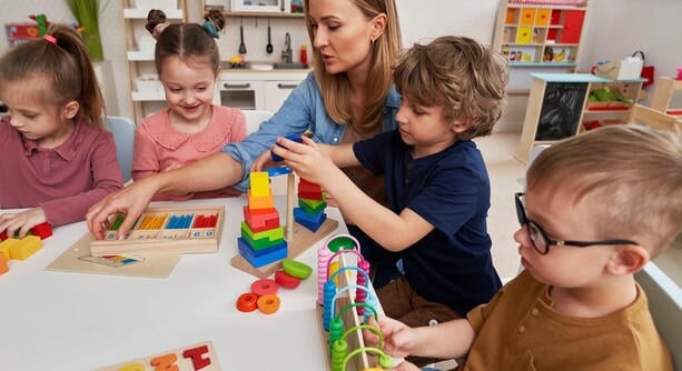 Megugrott a dajkaképzések népszerűsége