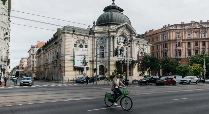 Csak a jó szerencsén múlt, hogy nem történt emberölés a Vígszínháznál
